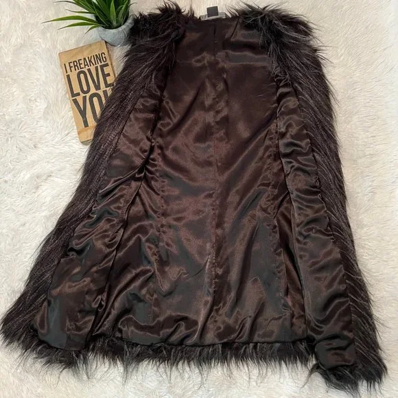 Armani Exchange Black Faux Fur Vest - Picture 3 of 5